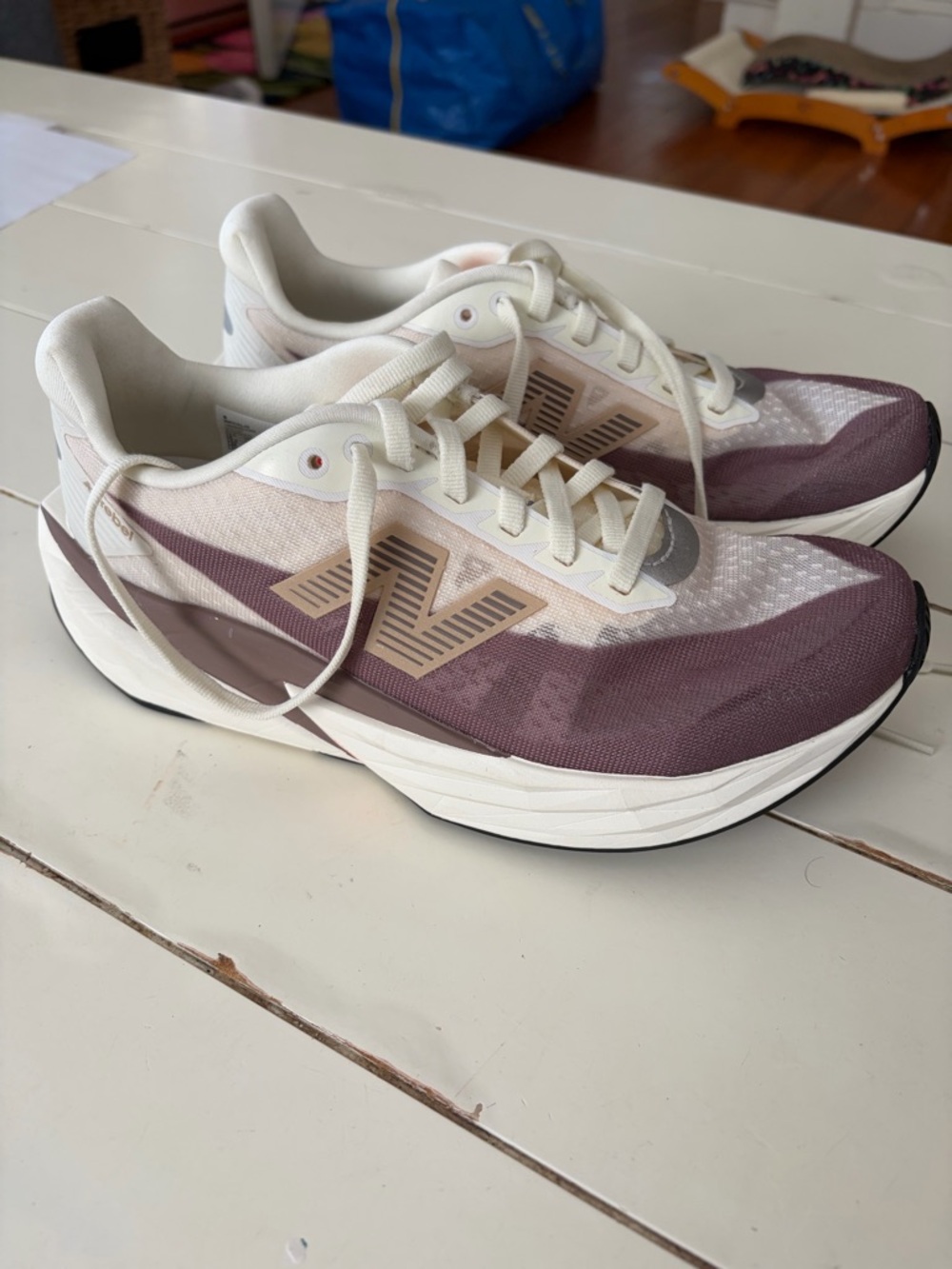 New Balance FuelCell Rebel v5 - Mauve and Cream